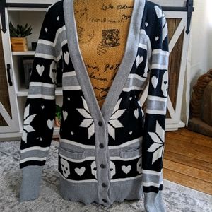Rare HTF! VS PINK Skull Snowflake Heart Sweater